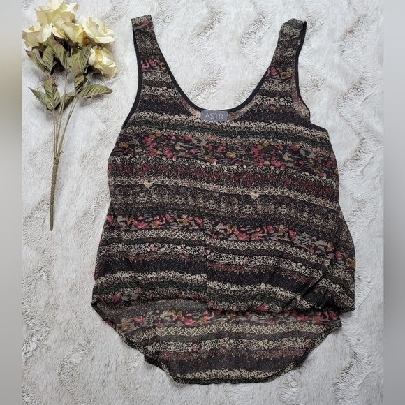 ✨️CL Astr The Label Hi Low Sleeveless Print Blouse Size S - Picture 6 of 12
